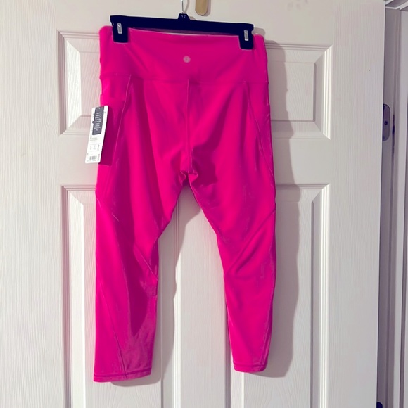 NWT Athleta CRAPRU LEGGINGS SIZE M - Picture 1 of 3